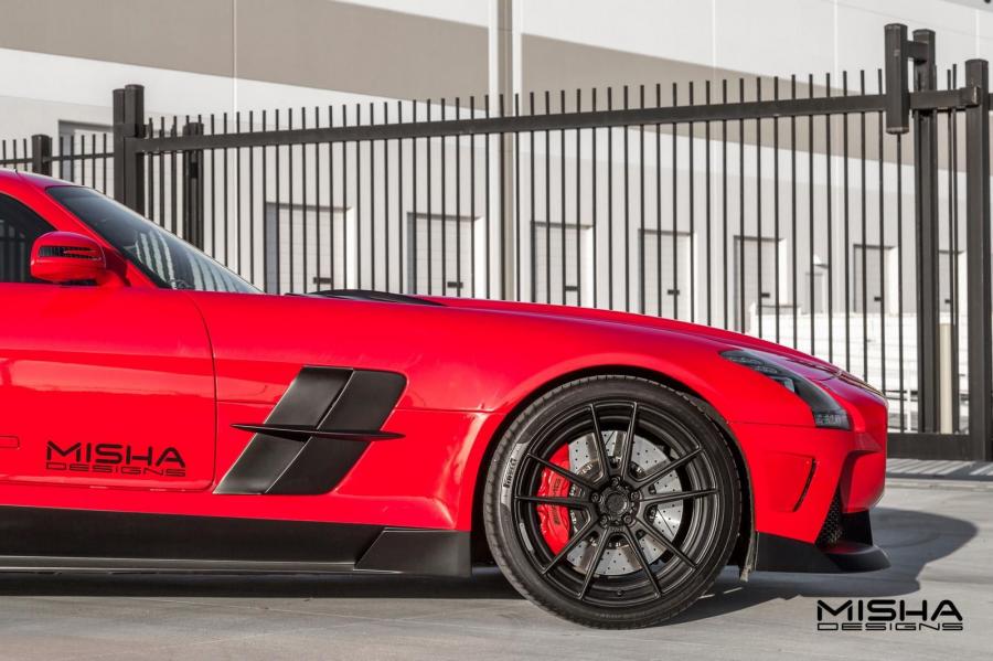  Mercedes-Benz SLS AMG by Misha Designs 2015 года  (фото 15 из 17)